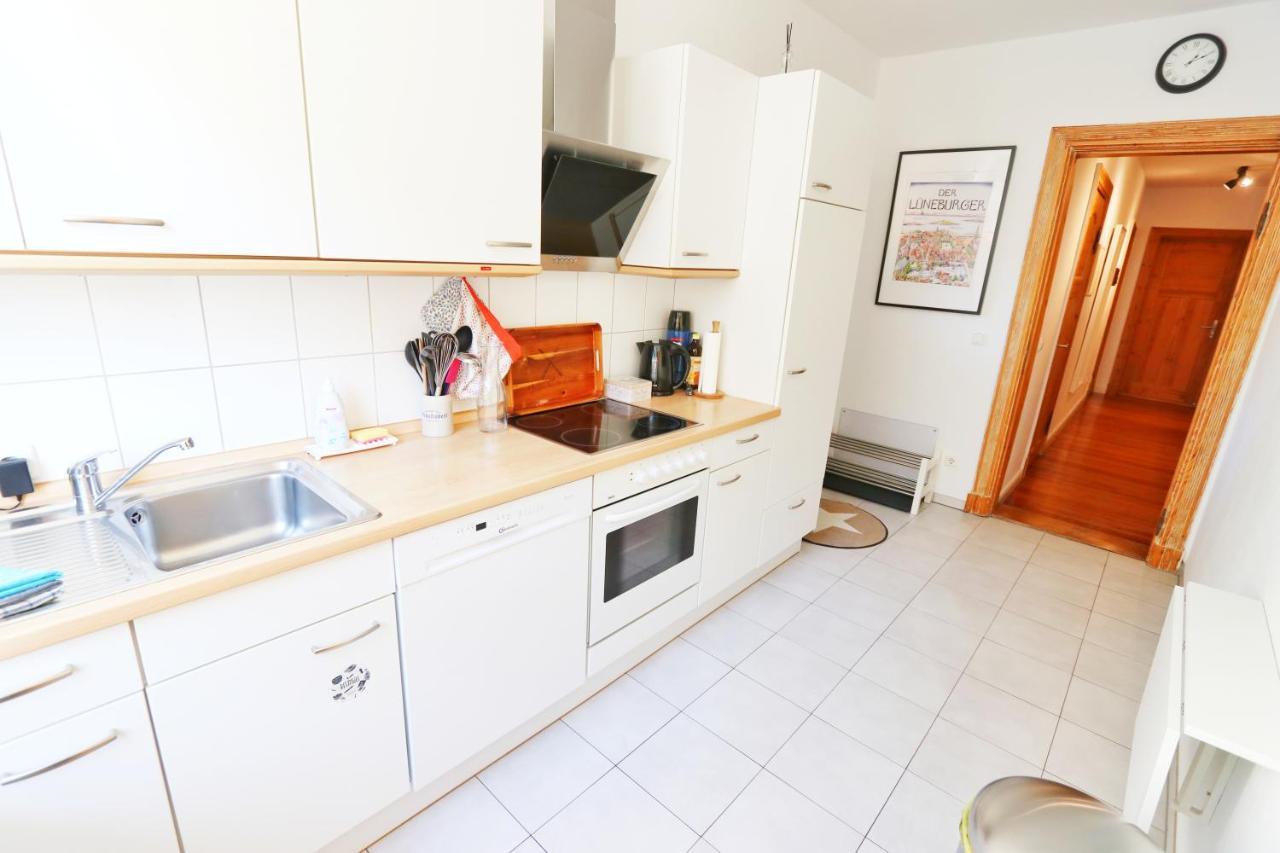 Zum Suelztor Appartement Lüneburg Buitenkant foto