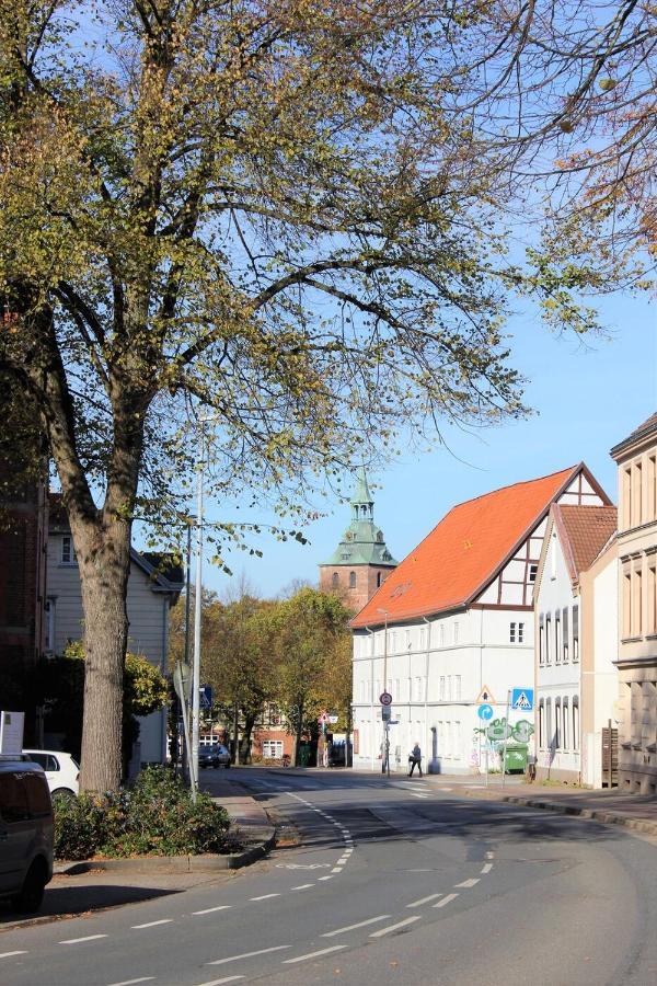 Zum Suelztor Appartement Lüneburg Buitenkant foto